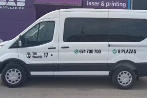 Taxi Vinar&ograve;s 8 plazas