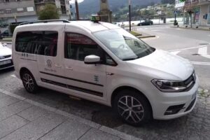 Taxi Viveiro 9 plazas adaptado José Maria