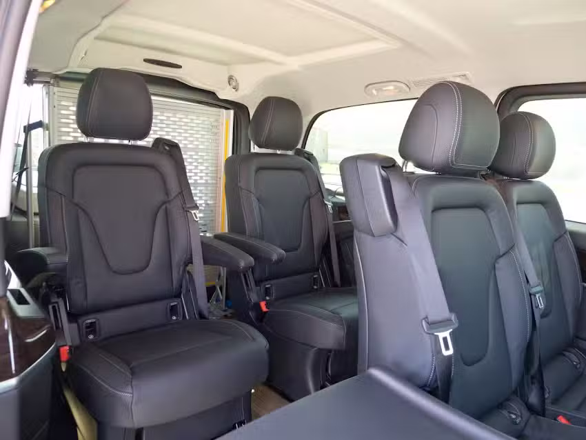 TAXIBURELA.ES &ndash; (Rosa). Taxi en Burela. Taxi 7 Plazas Burela, Taxi Adaptado Buerla