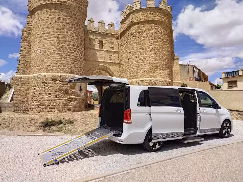 TAXIS VILLALPANDO 5 & 9 plazas Inma & Jose (adaptado)