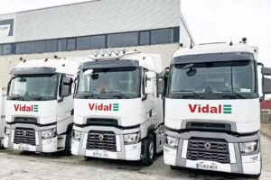 TRANSPORTES VIDAL-Alquiler camiones en Alicante. Rent truck in Alicante.